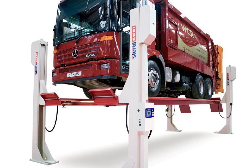 Stertil-Koni 4-Post Lift featuring ebright touchscreen Smart Control System Heavy Duty Vehicle Lifts